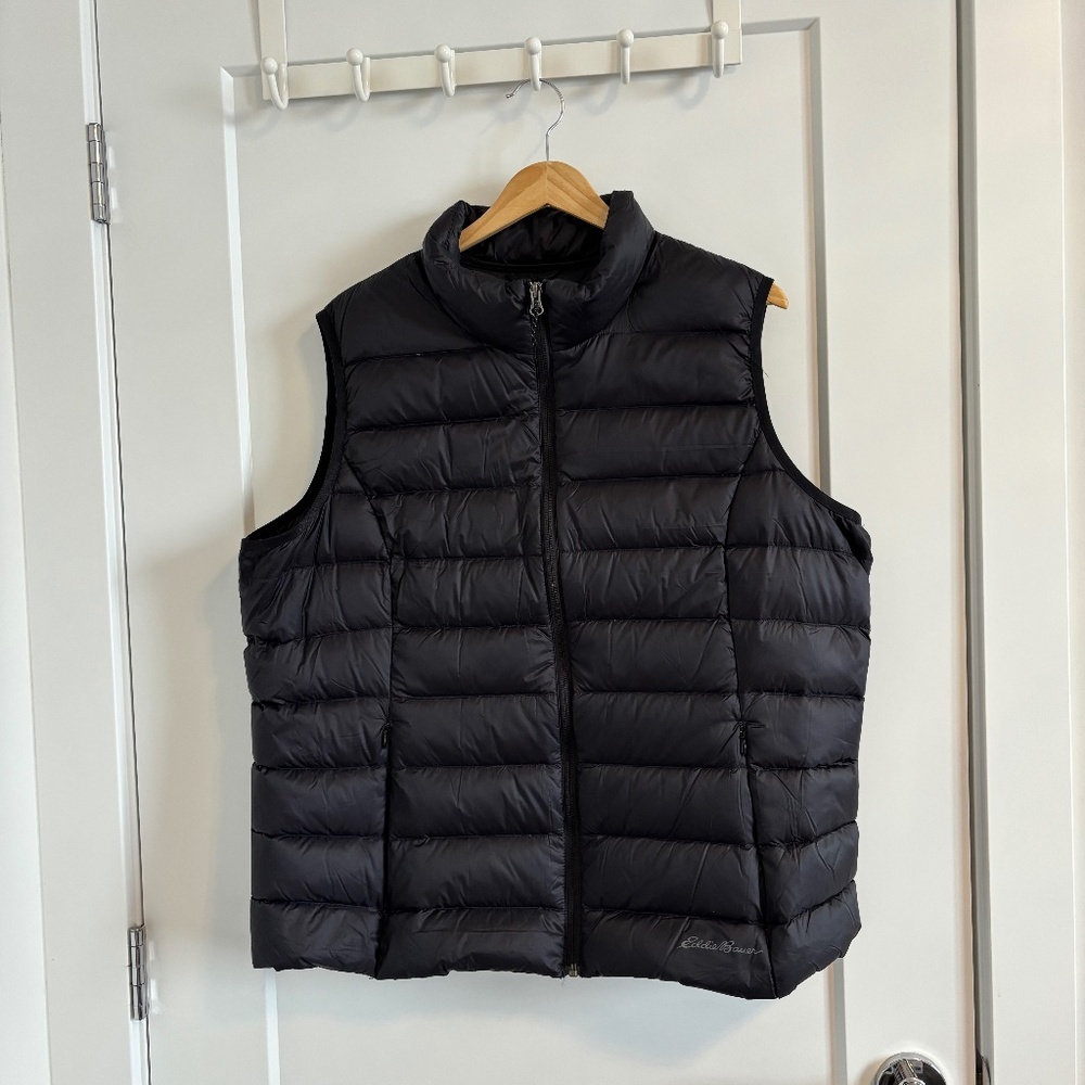Eddie Bauer Down Filled Vest Black Size XXL